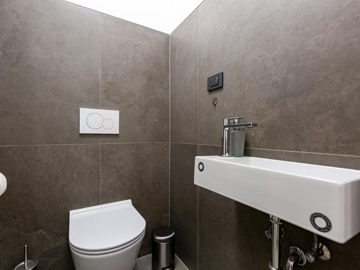 Residence Nar Пореч Екстер'єр фото