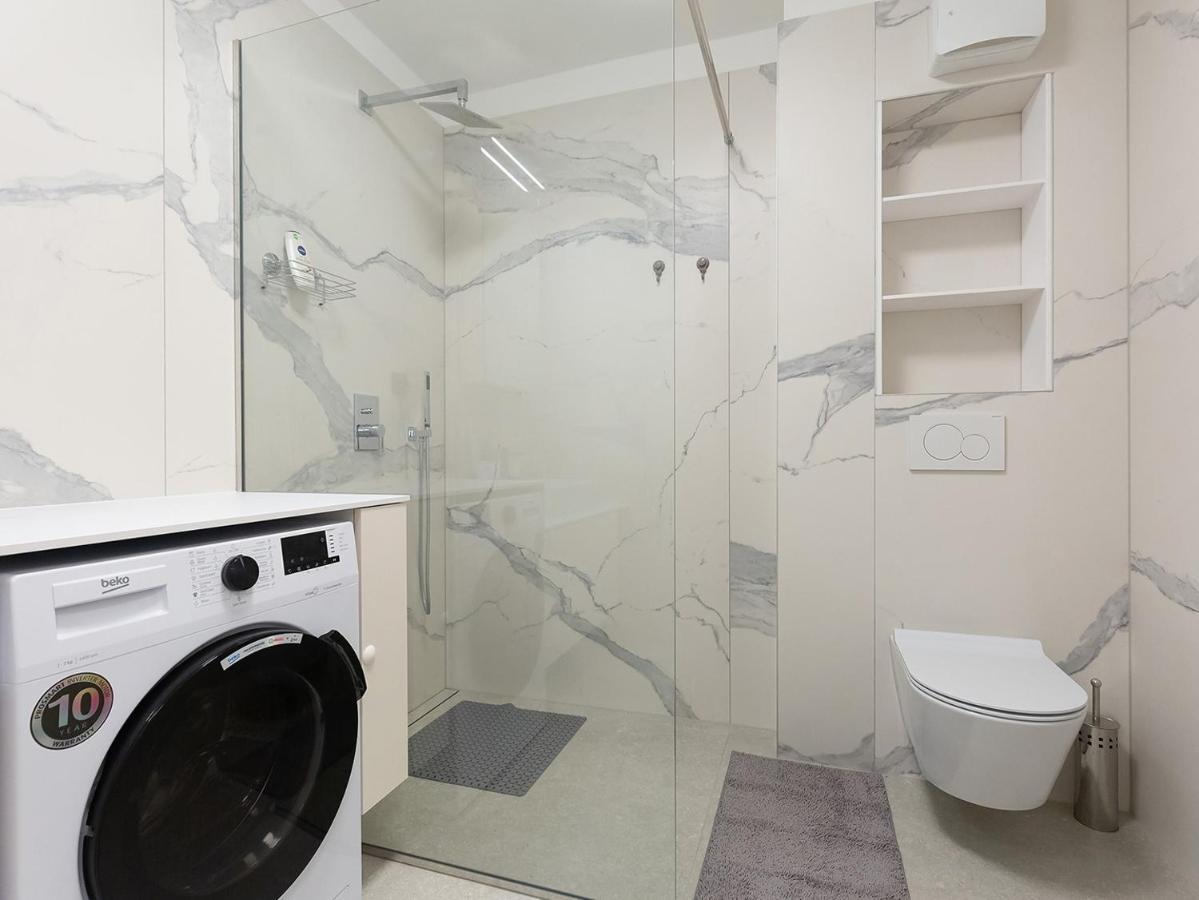 Residence Nar Пореч Екстер'єр фото